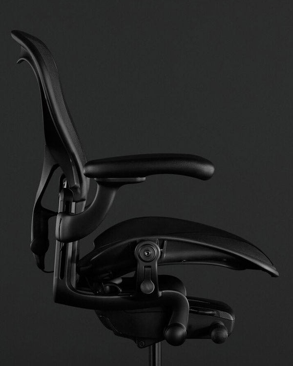 Side view of a Herman Miller Aeron Gaming Chair in Onyx black
